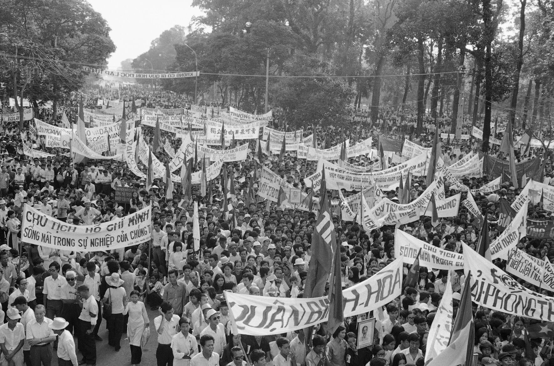 1975: Ho Chi Minh City
